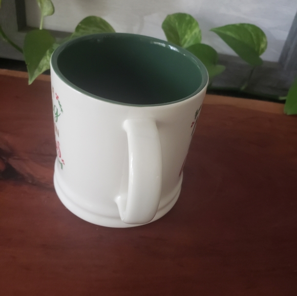 Threshold Christmas mug NEW "Im only a morning person on Christmas" - Picture 8 of 11